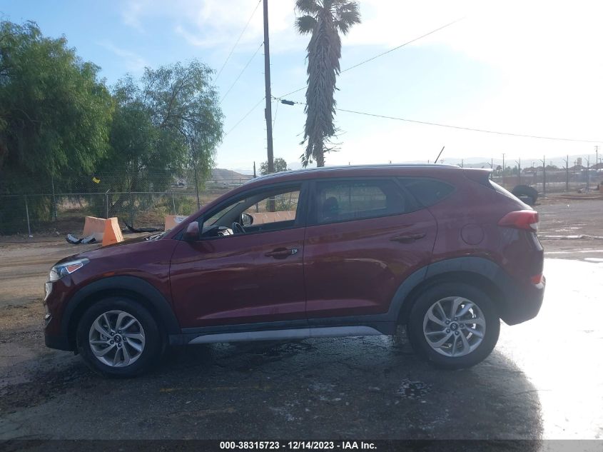 2017 HYUNDAI TUCSON SE - KM8J33A43HU460400