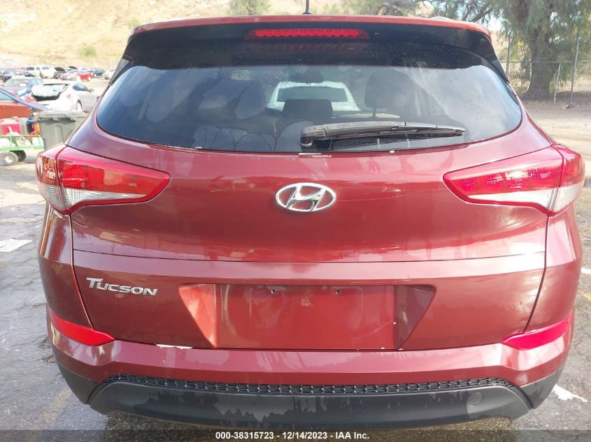2017 HYUNDAI TUCSON SE - KM8J33A43HU460400