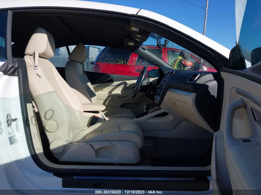 2014 VOLKSWAGEN EOS KOMFORT WVWBW8AH2EV004250