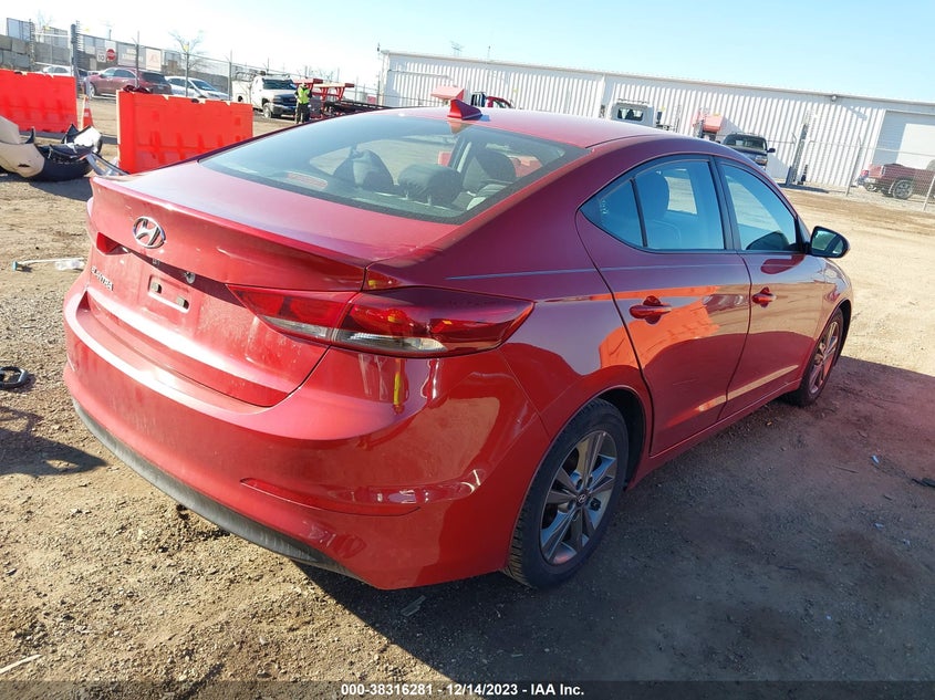 VIN 5NPD84LF2JH235893 2018 HYUNDAI ELANTRA SEL