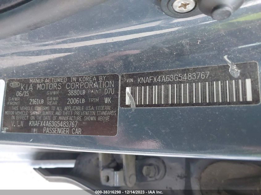 2016 KIA FORTE LX - KNAFX4A63G5483767