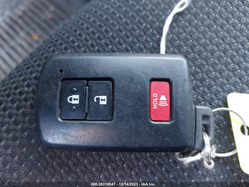 VIN JTMRFREV0JJ744482 2018 TOYOTA RAV4 XLE