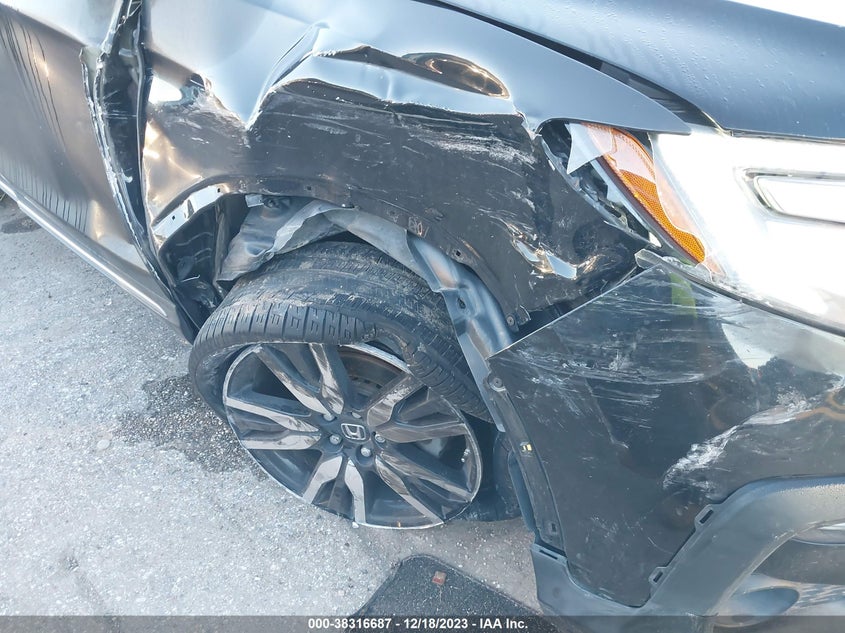 VIN 5FNYF5H65KB043258 2019 HONDA PILOT TOURING