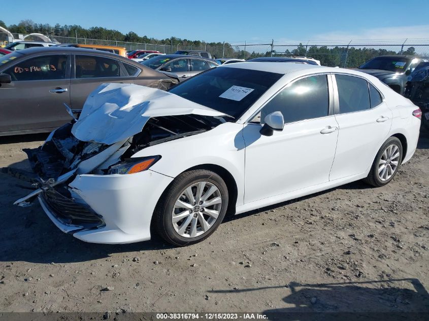2020 TOYOTA CAMRY LE - 4T1C11AKXLU361986