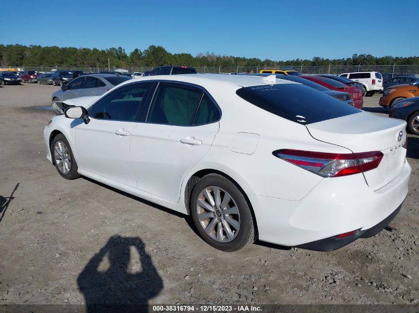 2020 TOYOTA CAMRY LE - 4T1C11AKXLU361986