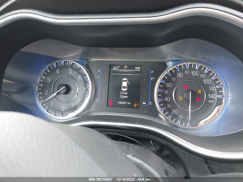 2015 CHRYSLER 200 LIMITED - 1C3CCCAB3FN652892