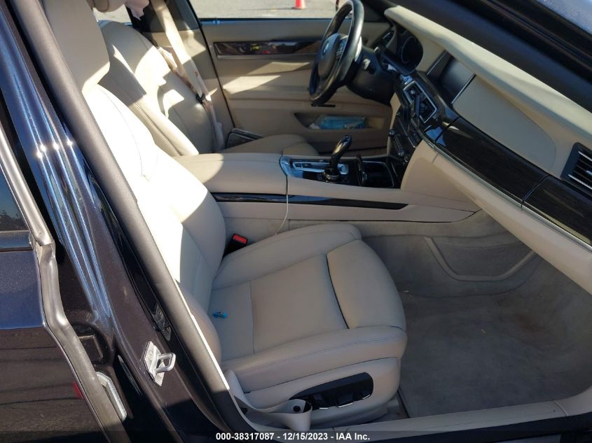 2015 BMW 750I WBAYA8C50FD825735