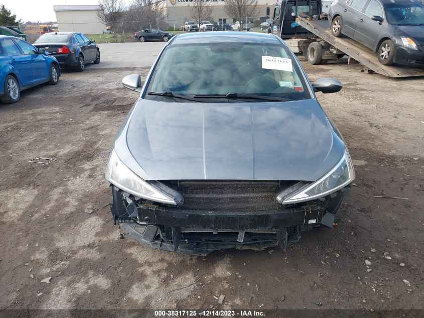 2019 HYUNDAI ELANTRA SE - KMHD74LF4KU833747