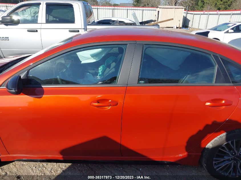 VIN 3KPF54AD6PE622110 2023 KIA FORTE GT LINE