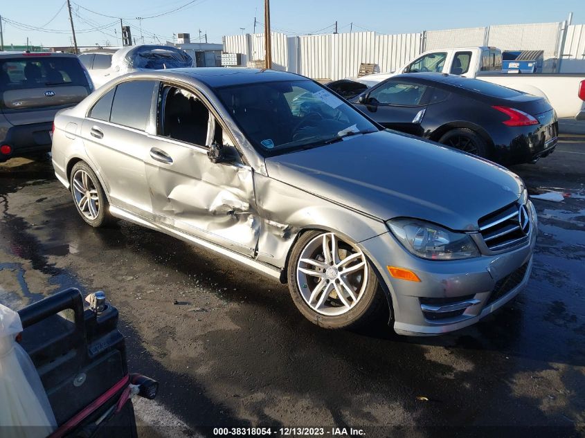 2014 MERCEDES-BENZ C 250 LUXURY/SPORT - WDDGF4HB1EA951888
