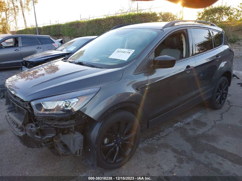 1FMCU0GDXHUC02550 2017 FORD ESCAPE, photo no. 2