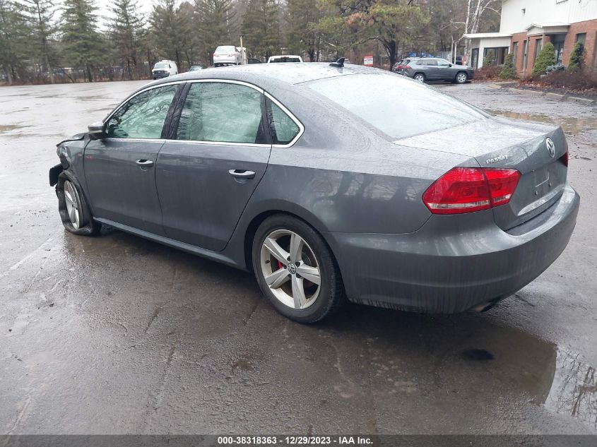2015 VOLKSWAGEN PASSAT 1.8T LIMITED EDITION - 1VWAS7A35FC118730