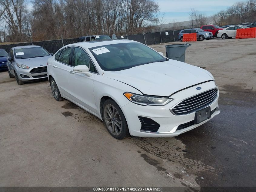 3FA6P0CD5KR150988 2019 FORD FUSION, photo no. 1