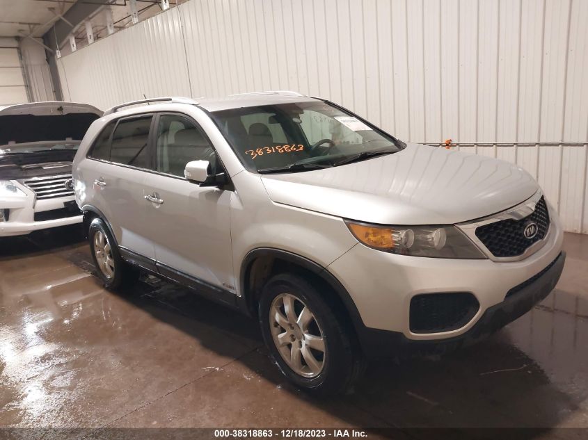 2013 KIA SORENTO LX V6 - 5XYKTDA26DG328241