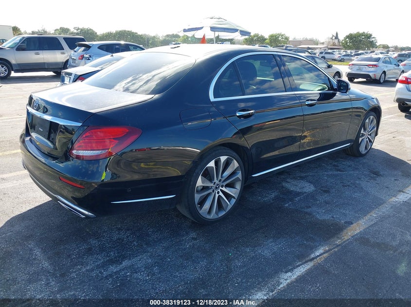 VIN WDDZF4JB2HA101212 2017 MERCEDES-BENZ E 300