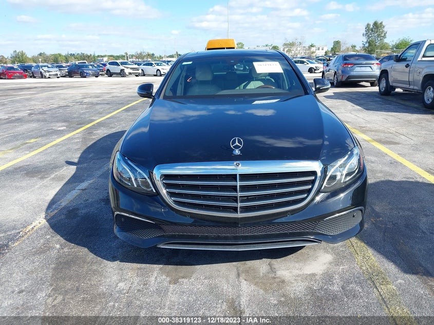 VIN WDDZF4JB2HA101212 2017 MERCEDES-BENZ E 300