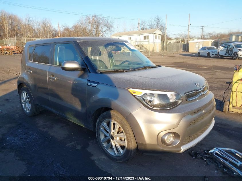 2018 KIA SOUL + - KNDJP3A50J7611800