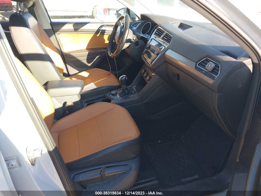 VIN 3VV2B7AX6JM072893 2018 VOLKSWAGEN TIGUAN 2.0T SE/2.0T SEL