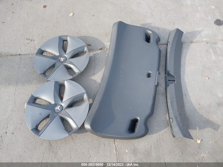 2018 TESLA MODEL 3 LONG RANGE/PERFORMANCE - 5YJ3E1EB4JF105027