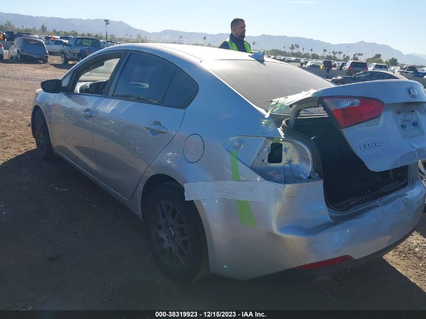 2016 KIA FORTE LX - KNAFK4A65G5495904
