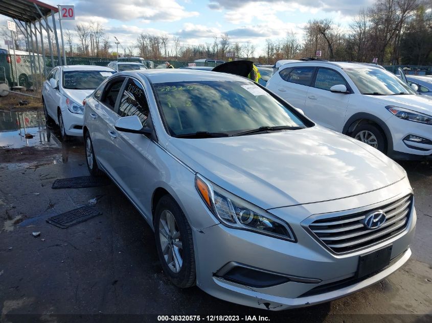 2016 HYUNDAI SONATA SE - 5NPE24AF4GH289536