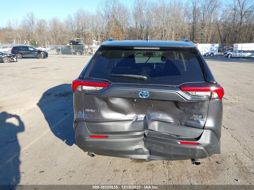 VIN 4T3RWRFV9PU109513 2023 TOYOTA RAV4 XLE HYBRID