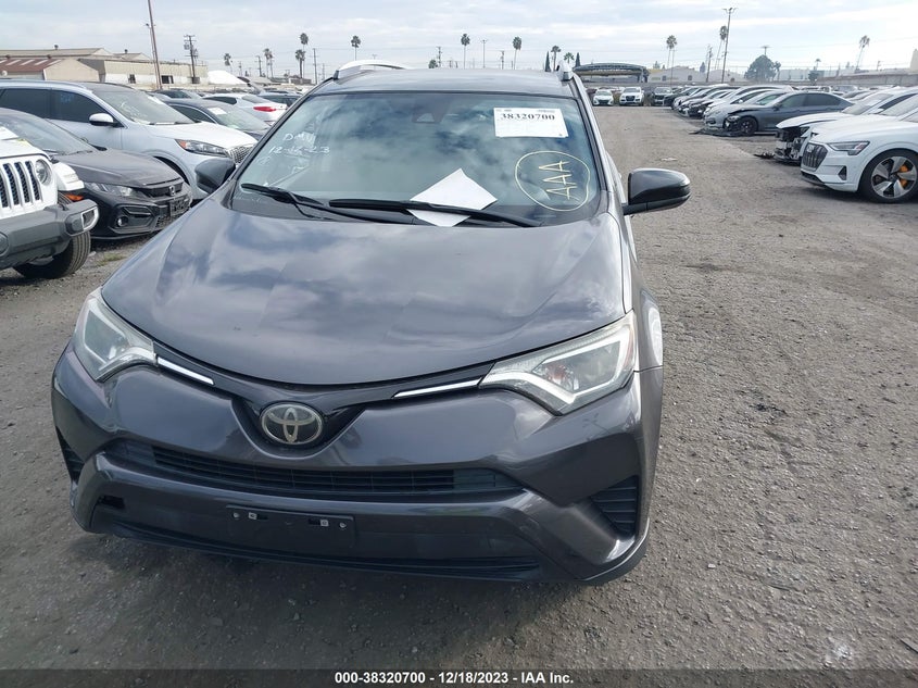 VIN JTMZFREV7HJ715975 2017 TOYOTA RAV4 LE