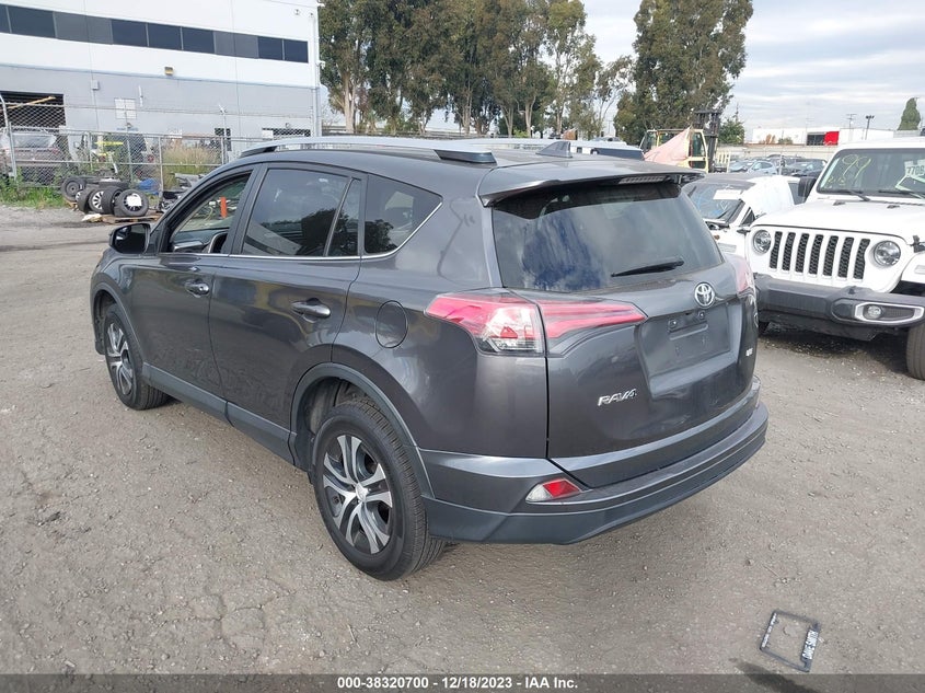 VIN JTMZFREV7HJ715975 2017 TOYOTA RAV4 LE