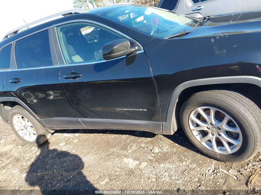 VIN 1C4PJLCBXJD524406 2018 JEEP CHEROKEE LATITUDE