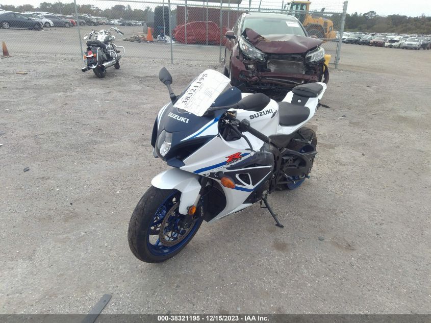 2023 SUZUKI GSX-R1000 JS1DM11B5P7100022