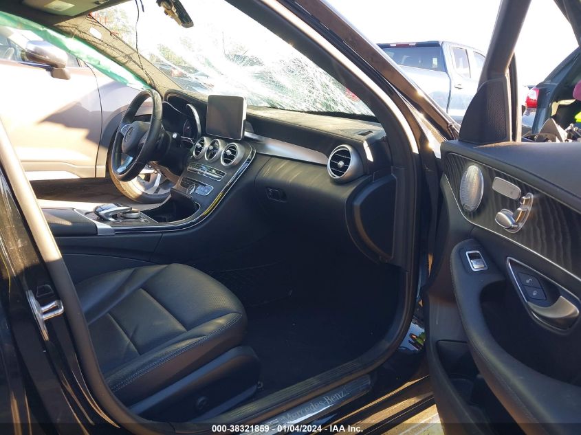 2017 MERCEDES-BENZ C 300 4MATIC/LUXURY 4MATIC/SPORT 4MATIC - 55SWF4KB5HU184037