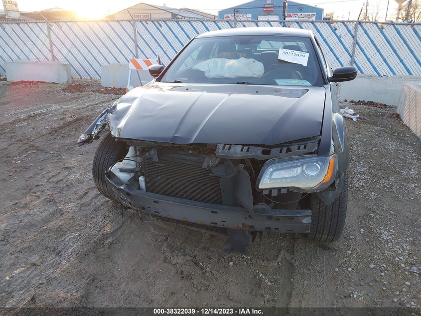 2014 CHRYSLER 300 VIN: 2C3CCABT8DH644370