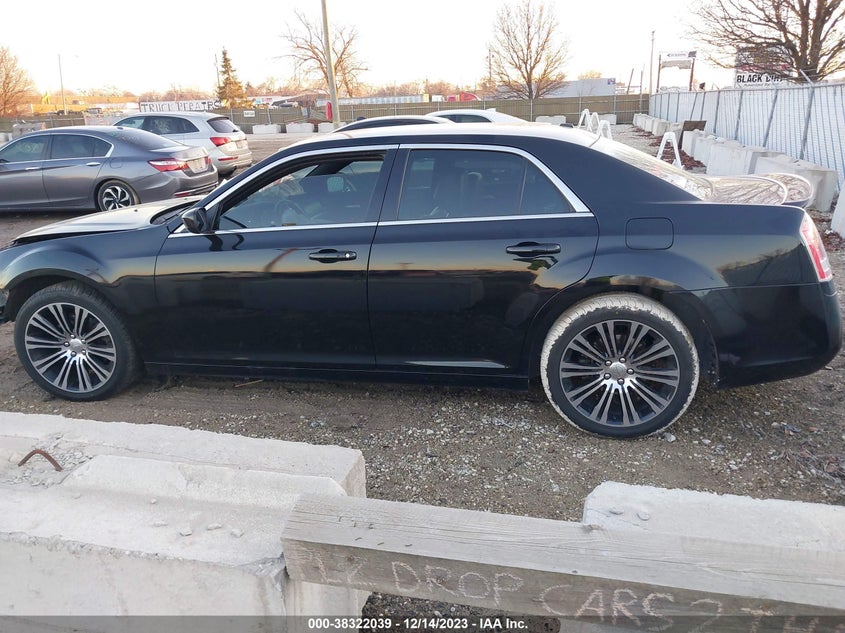 2014 CHRYSLER 300 VIN: 2C3CCABT8DH644370