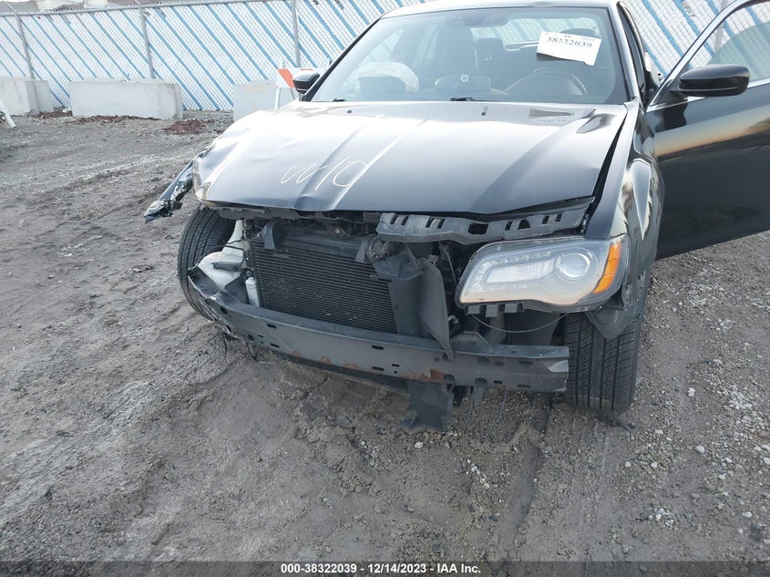 2014 CHRYSLER 300 VIN: 2C3CCABT8DH644370