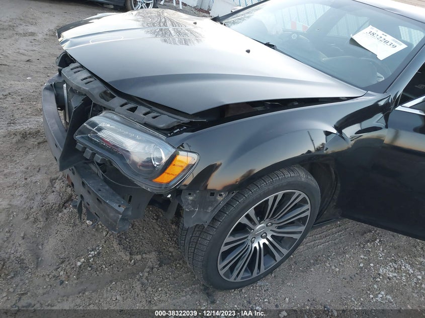 2014 CHRYSLER 300 VIN: 2C3CCABT8DH644370