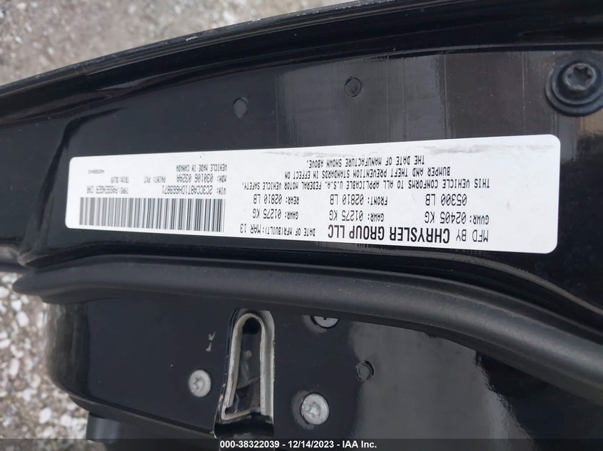2014 CHRYSLER 300 VIN: 2C3CCABT8DH644370