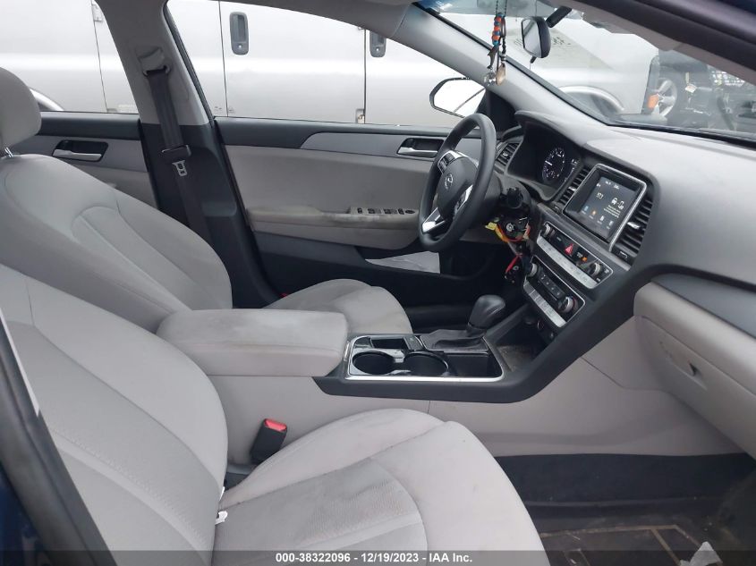 2019 HYUNDAI SONATA SE - 5NPE24AF8KH804448