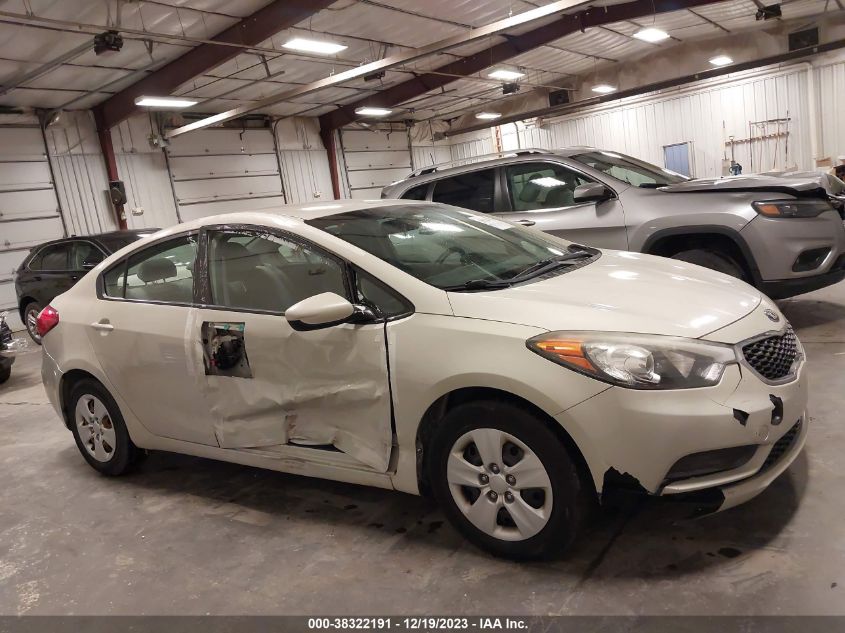 2015 KIA FORTE LX - KNAFK4A68F5265921