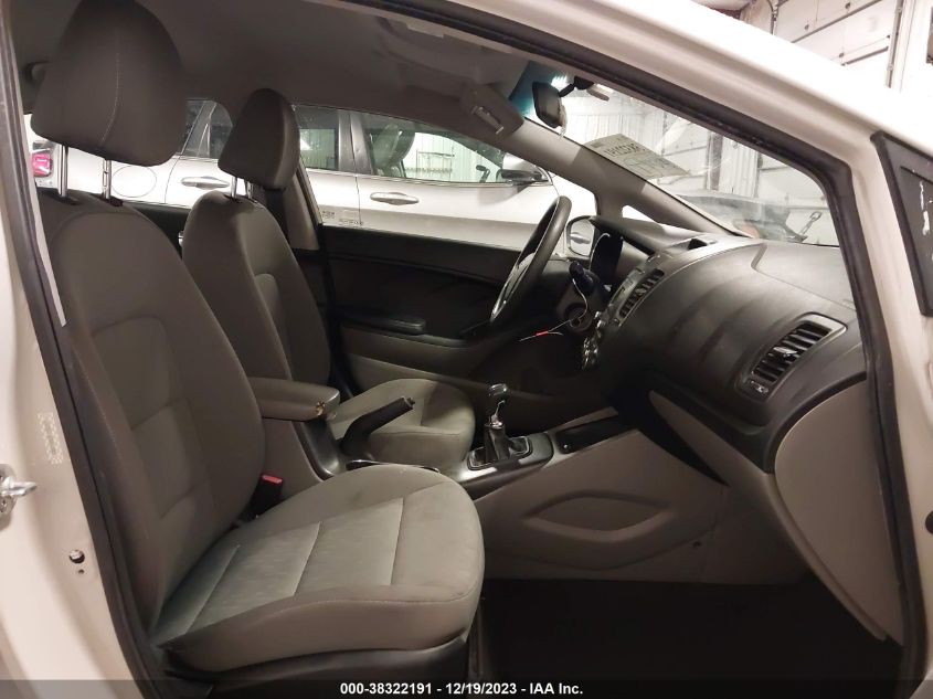 2015 KIA FORTE LX - KNAFK4A68F5265921