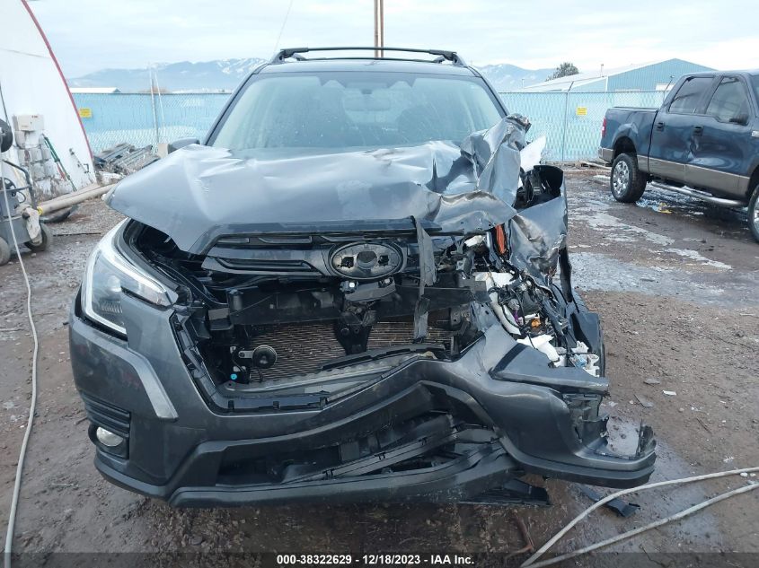 2022 SUBARU FORESTER PREMIUM - JF2SKAEC8NH426332