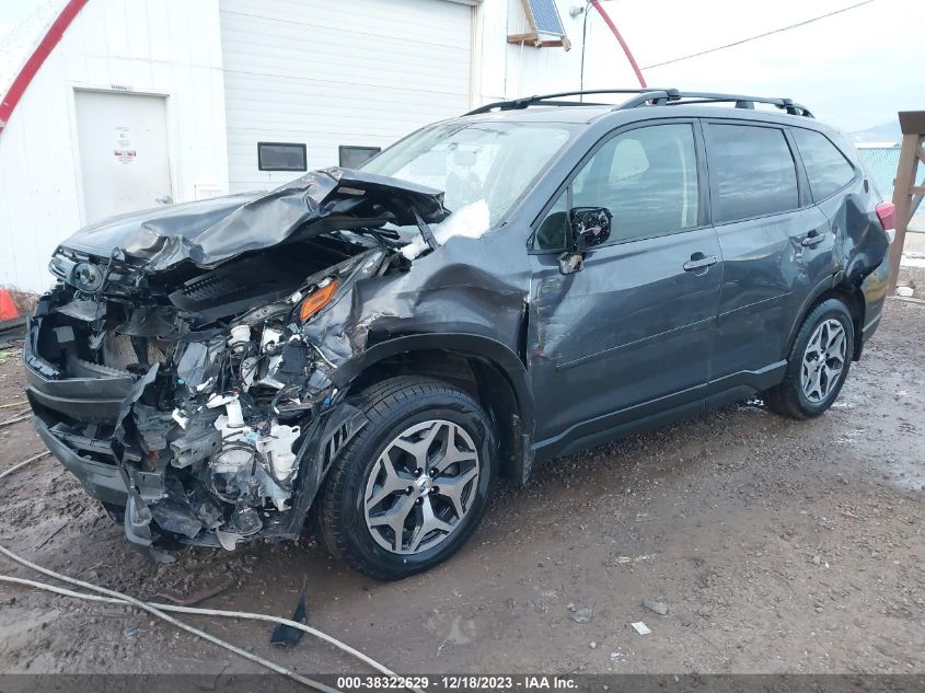 2022 SUBARU FORESTER PREMIUM - JF2SKAEC8NH426332