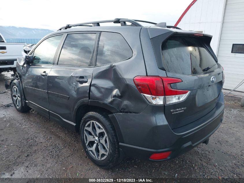 2022 SUBARU FORESTER PREMIUM - JF2SKAEC8NH426332
