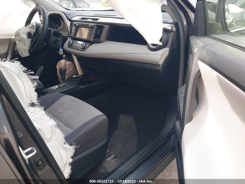 2015 TOYOTA RAV4 XLE - JTMRFREV7FD133435