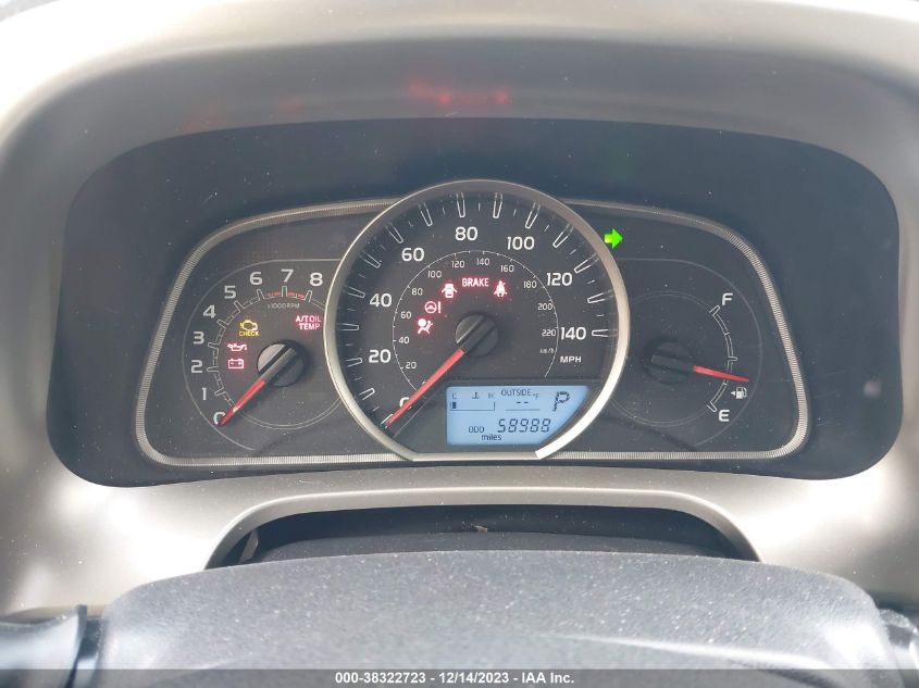 2015 TOYOTA RAV4 XLE - JTMRFREV7FD133435