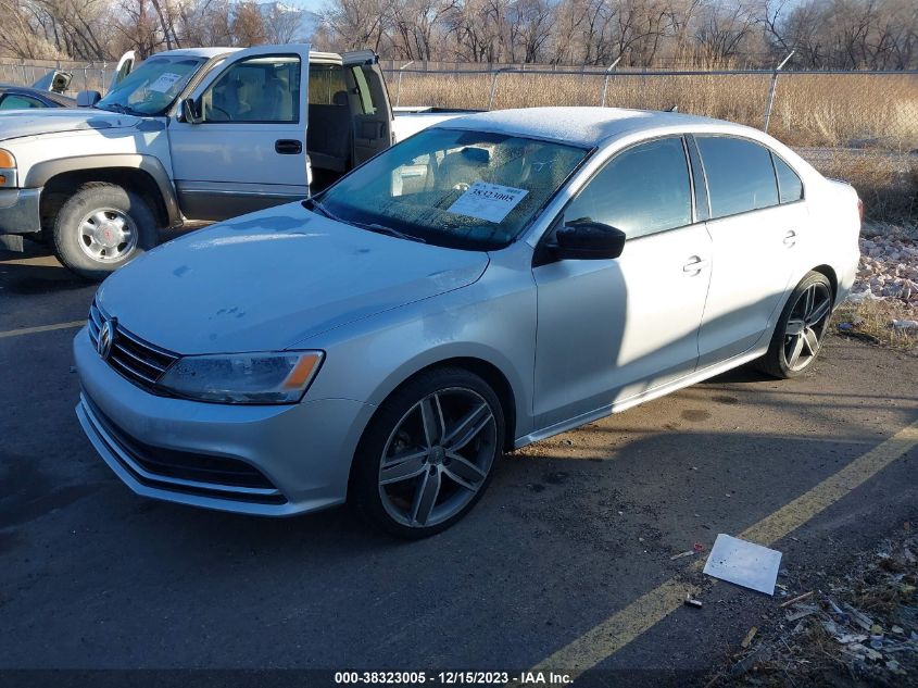 2016 VOLKSWAGEN JETTA SE - 3VWB67AJ1GM268132