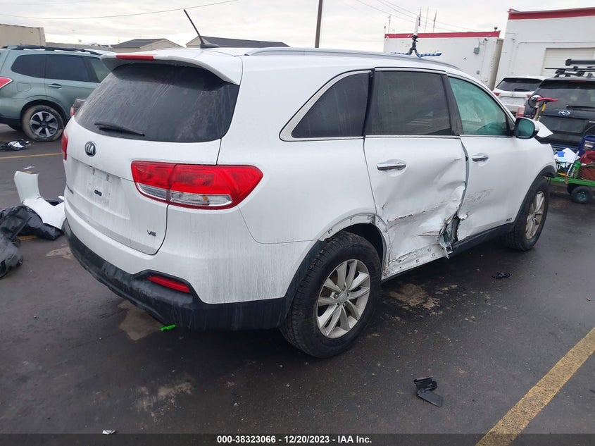 VIN 5XYPGDA5XHG190830 2017 KIA SORENTO LX/L