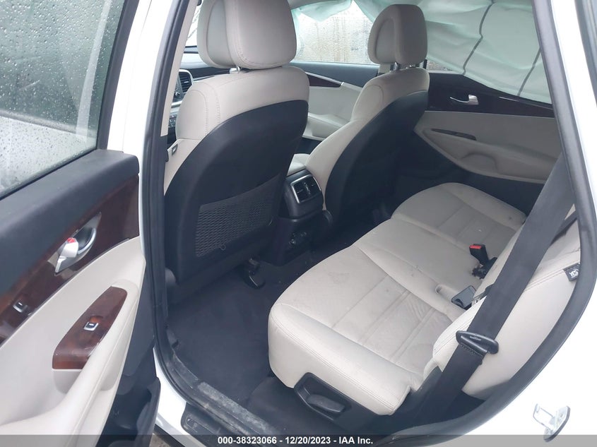 VIN 5XYPGDA5XHG190830 2017 KIA SORENTO LX/L