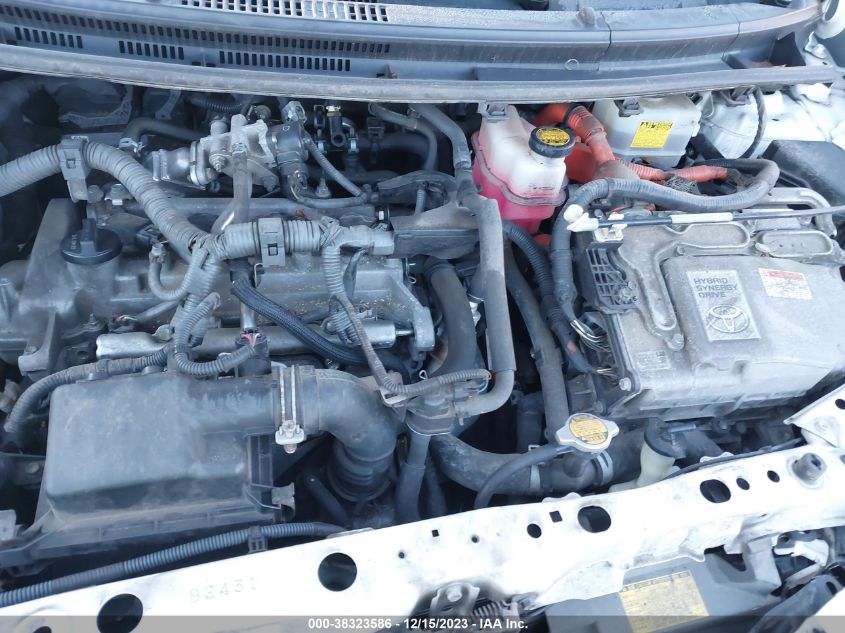 2013 TOYOTA PRIUS C TWO - JTDKDTB33D1544224