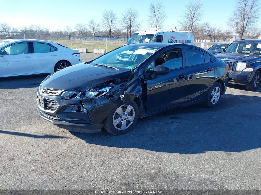 VIN 1G1BC5SM4J7192571 2018 CHEVROLET CRUZE LS
