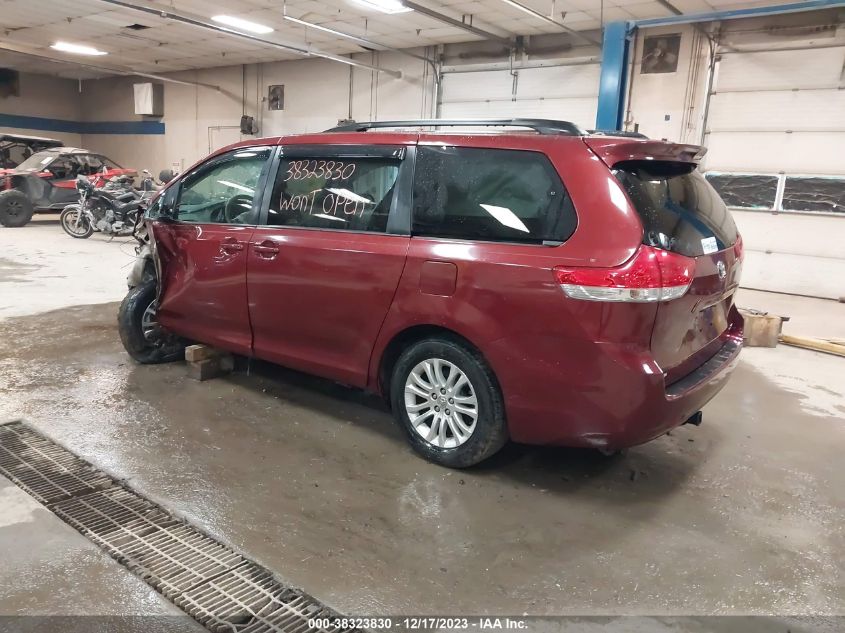 2014 TOYOTA SIENNA XLE V6 8 PASSENGER - 5TDYK3DC3ES433951